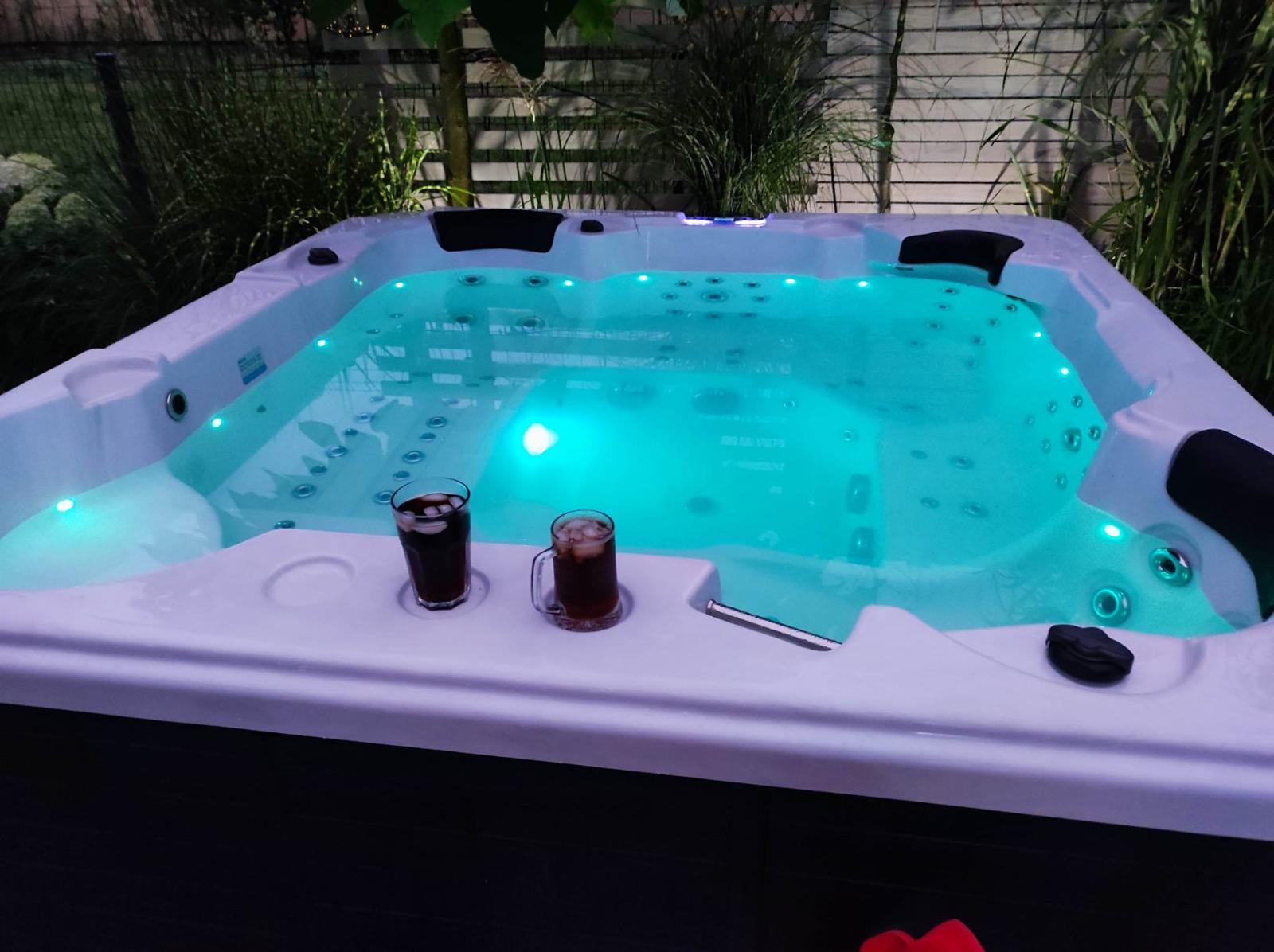 Skandynawska Wanna SPA JUPITER PREMIUM + 95 dysz 1600l Całoroczna – zdjęcie 2
